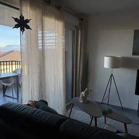 Cosy Et Confortable A Deux Pas Du